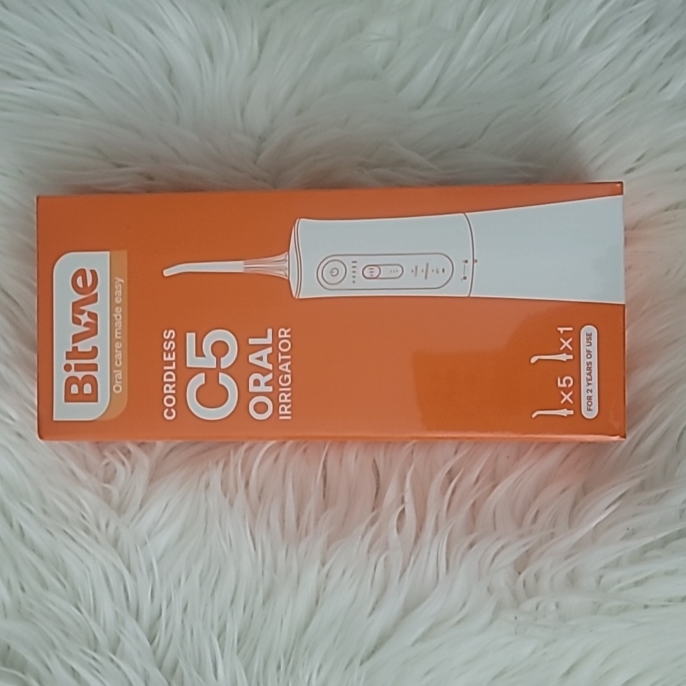 Bitvae C5 Water Black Dental Flosser Floss Picks for Cleaning